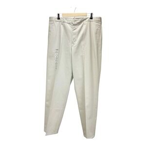 NWT Calvin Klein Khakis Men's 38x32 Wrinkle Resistant Relaxed Fit‎ Beige Pants